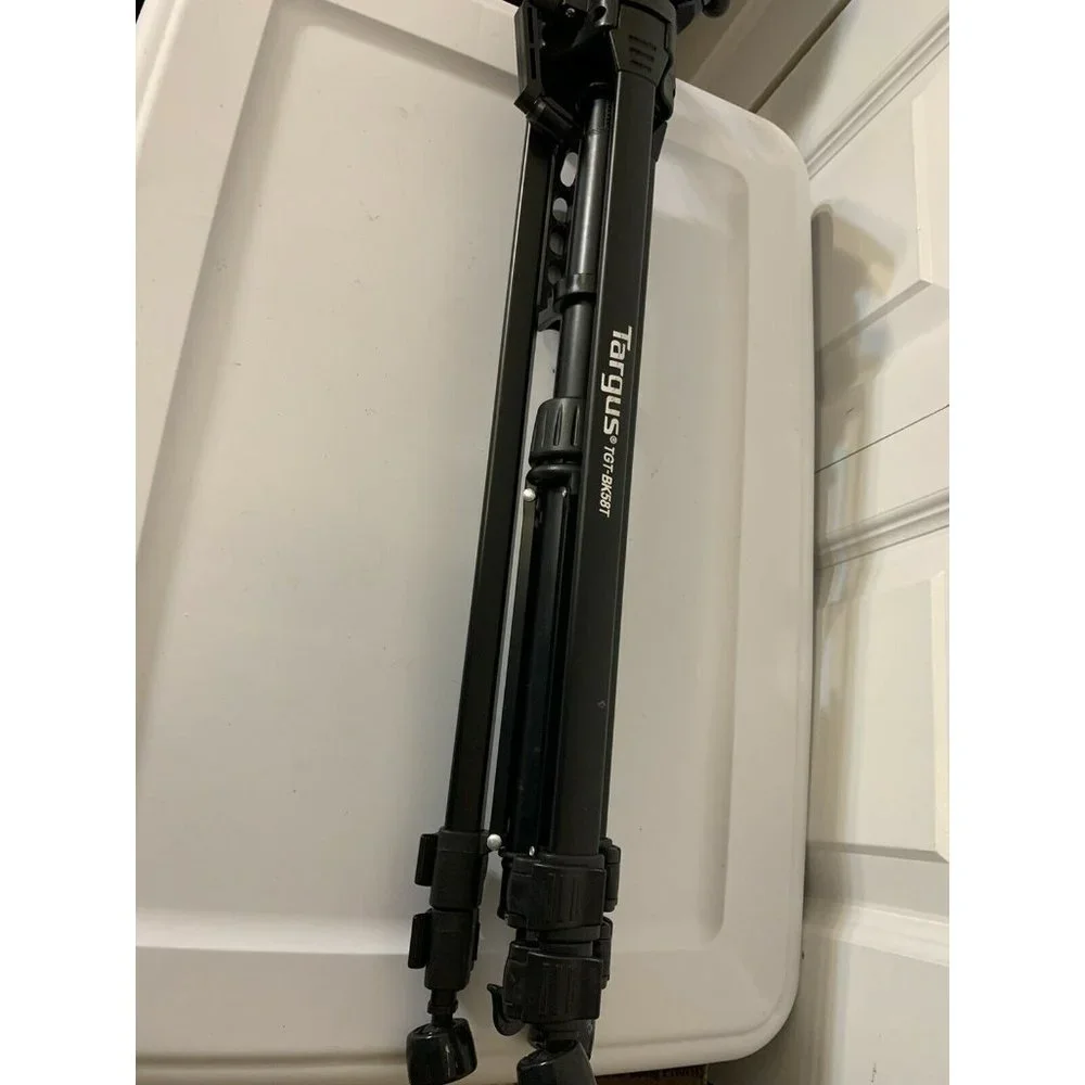 Targus Tripod TGT-BK58T Black With Targus Zip Bag Black‎
